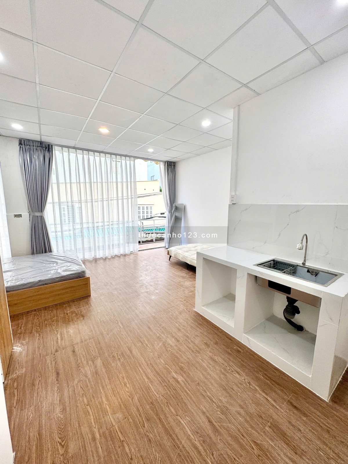 Cho thuê căn hộ Studio Ban công Q8, gần cầu Nguyễn Văn Cừ, cầu Kênh Xáng, chợ Rạch Ông, cầu Rạch Ông - Ảnh 1