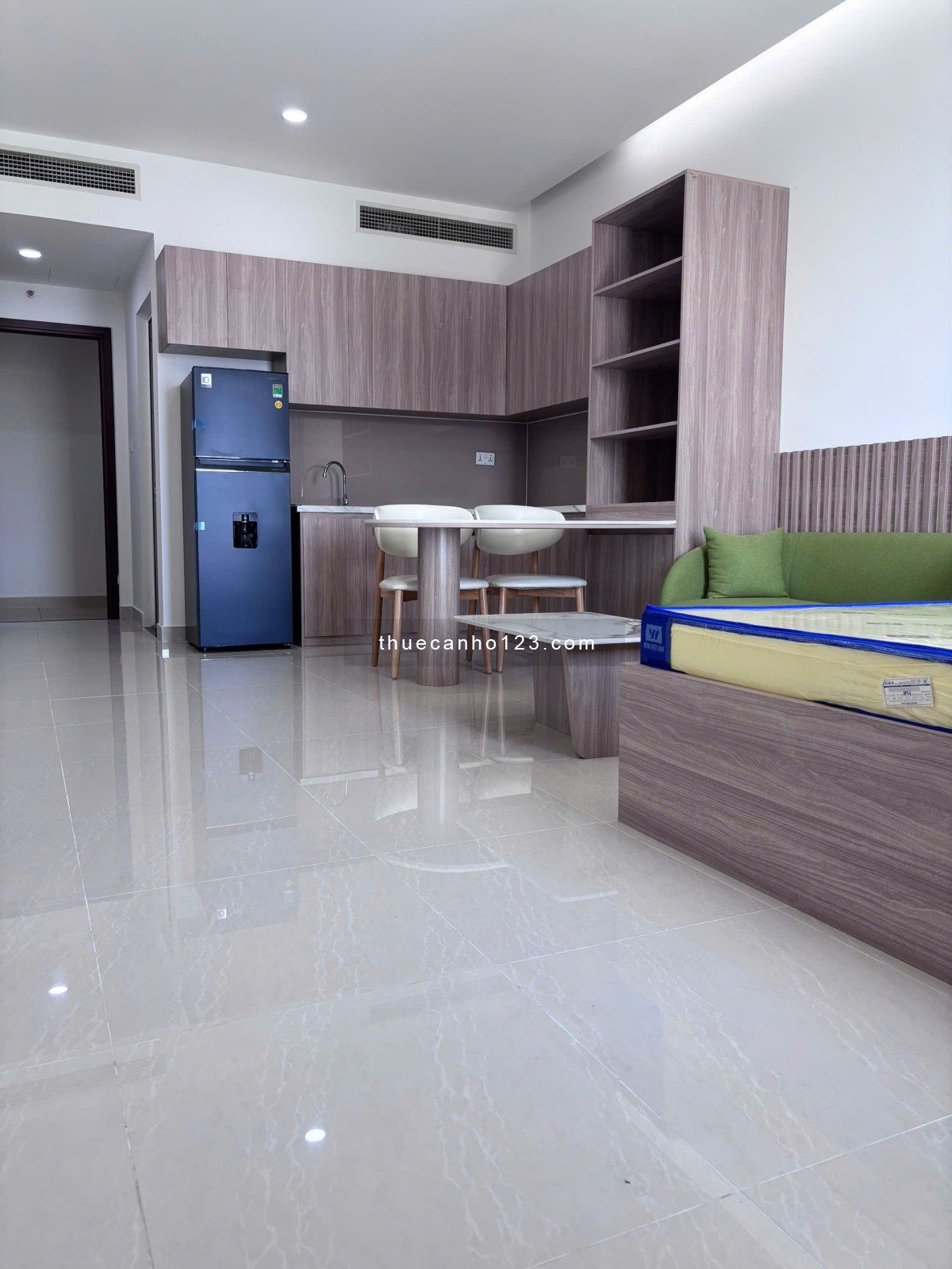 Cho Thuê Căn Officetel 35m Full Nội Thất Tại Golden King, giá 15 triệu/tháng - Ảnh 2