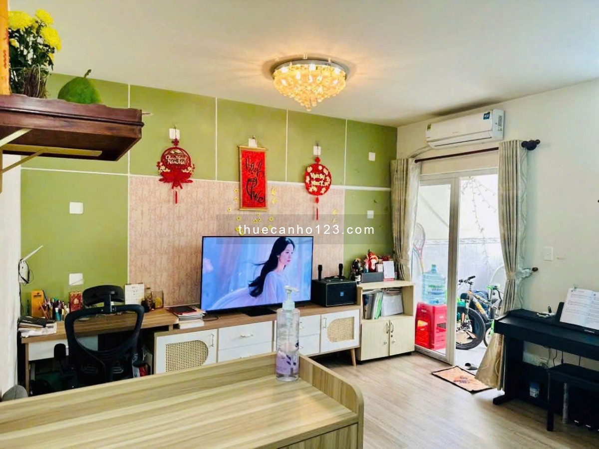 Chung cư NGuyễn Ngọc Phương căn hộ 70m2, 2p ngủ giá 11,5tr/th - Ảnh 1