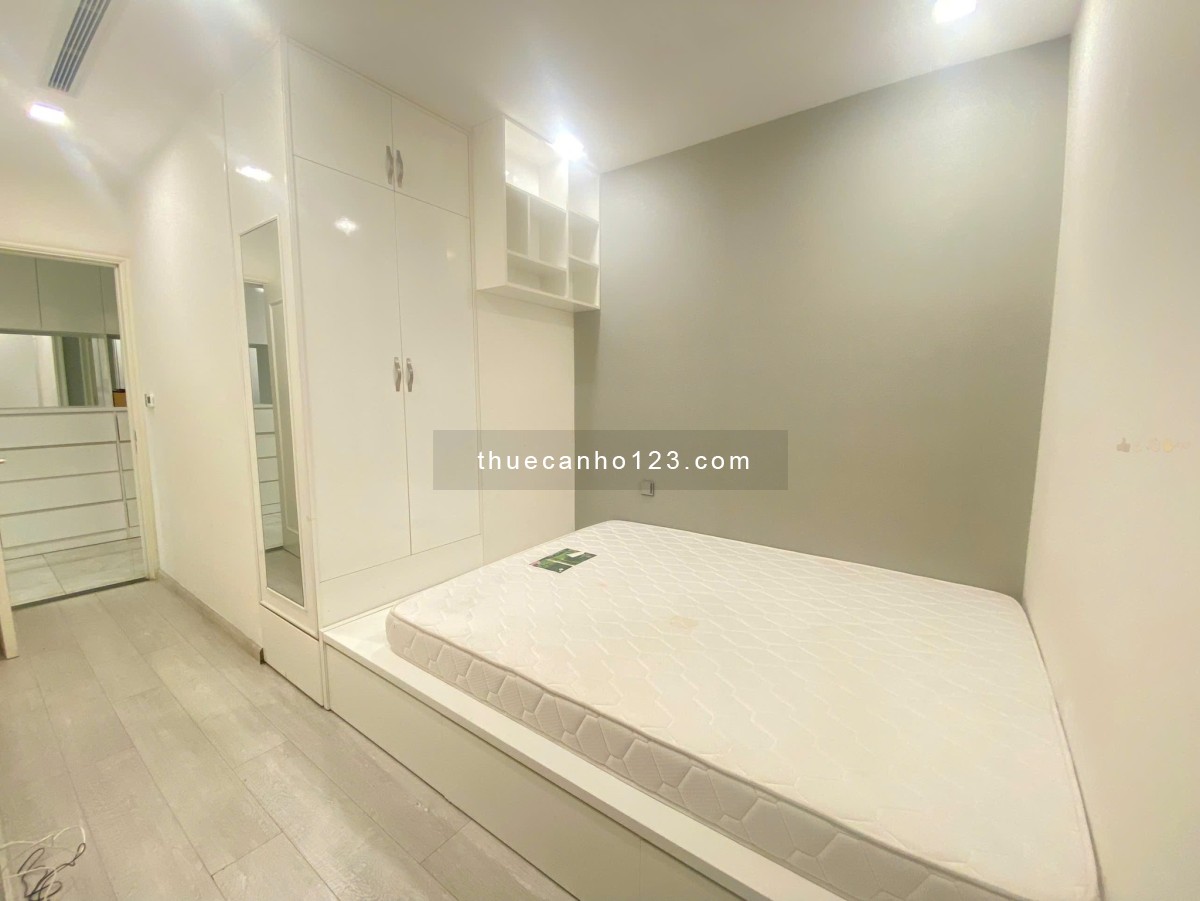 Vinhomes Golden River – Ba Son, Quận 1 cho thuê căn hộ 2PN full nội thất – giá 28 triệu/tháng - Ảnh 2