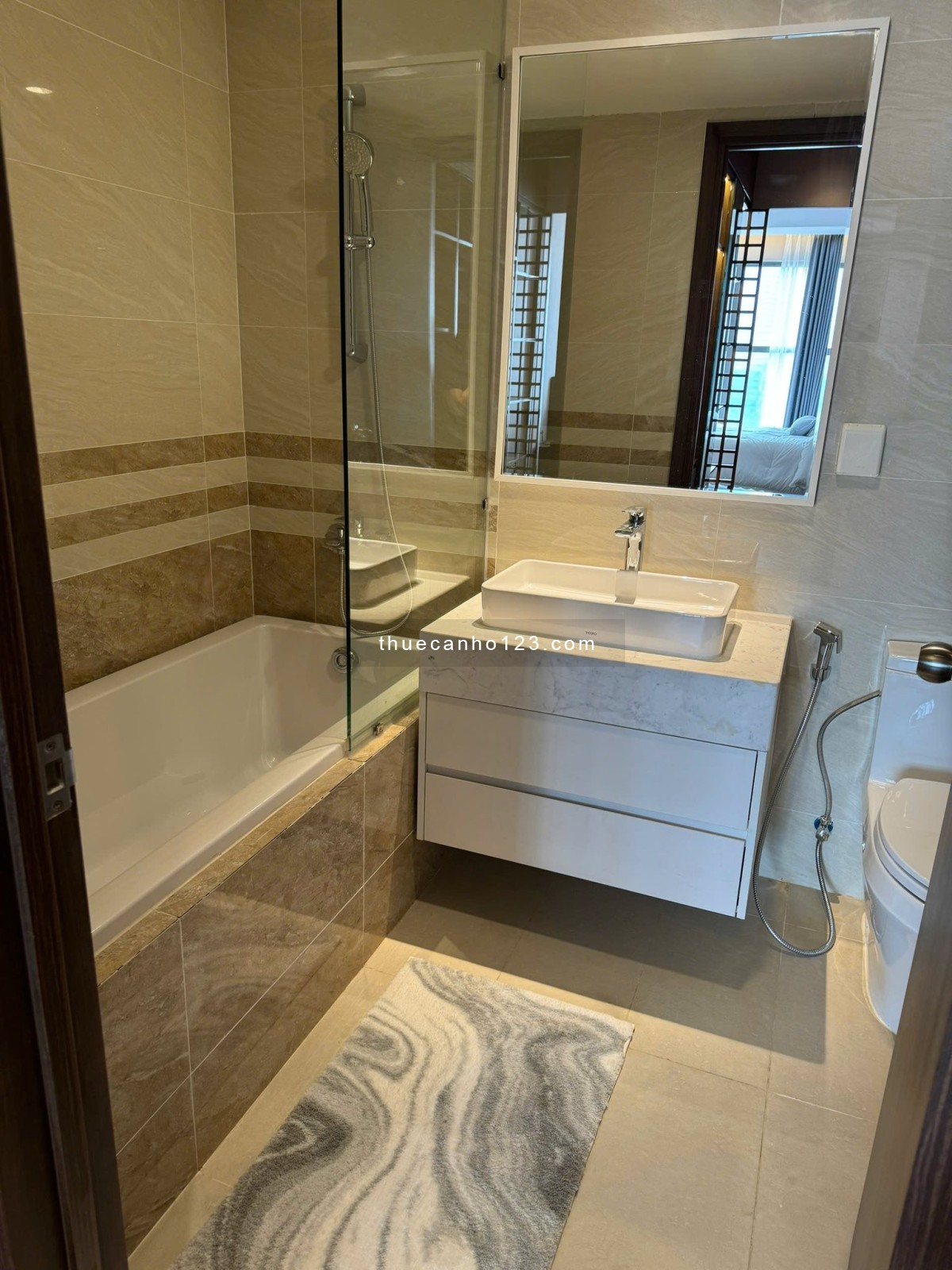 Cho thuê căn hộ SAIGON ROYAL 88m2, 2PN 2WC, Nội thất đầy đủ, View Bitexco - Ảnh 9