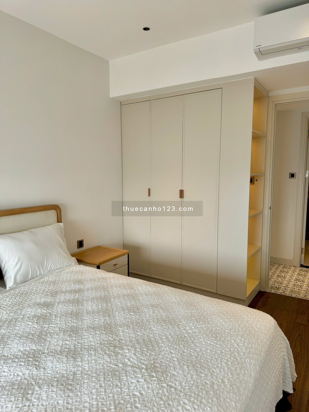 Cho thuê căn hộ SAIGON ROYAL 88m2, 2PN 2WC, Nội thất đầy đủ, View Bitexco - Ảnh 5
