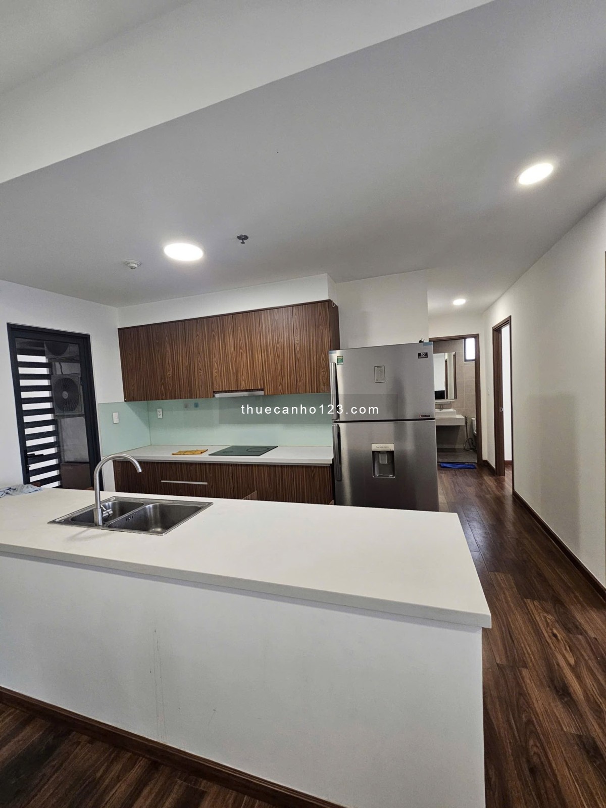 Cho thuê căn hộ akari city 3pn – bếp đảo – nội thất mới - Ảnh 2
