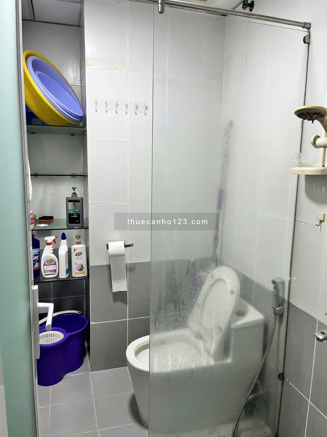 C/c 10a Trần Nhật Duât, rộng 70m2, NTCB, giá 11tr5/th, 2PN, Nhà mới. - Ảnh 3