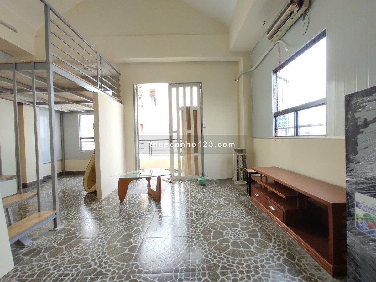 Căn hộ duplex ban công gác cao full nội thất rộng 40m2 Tân Hải gần sân bay, GaT3 Etown Tân Bình - Ảnh 1