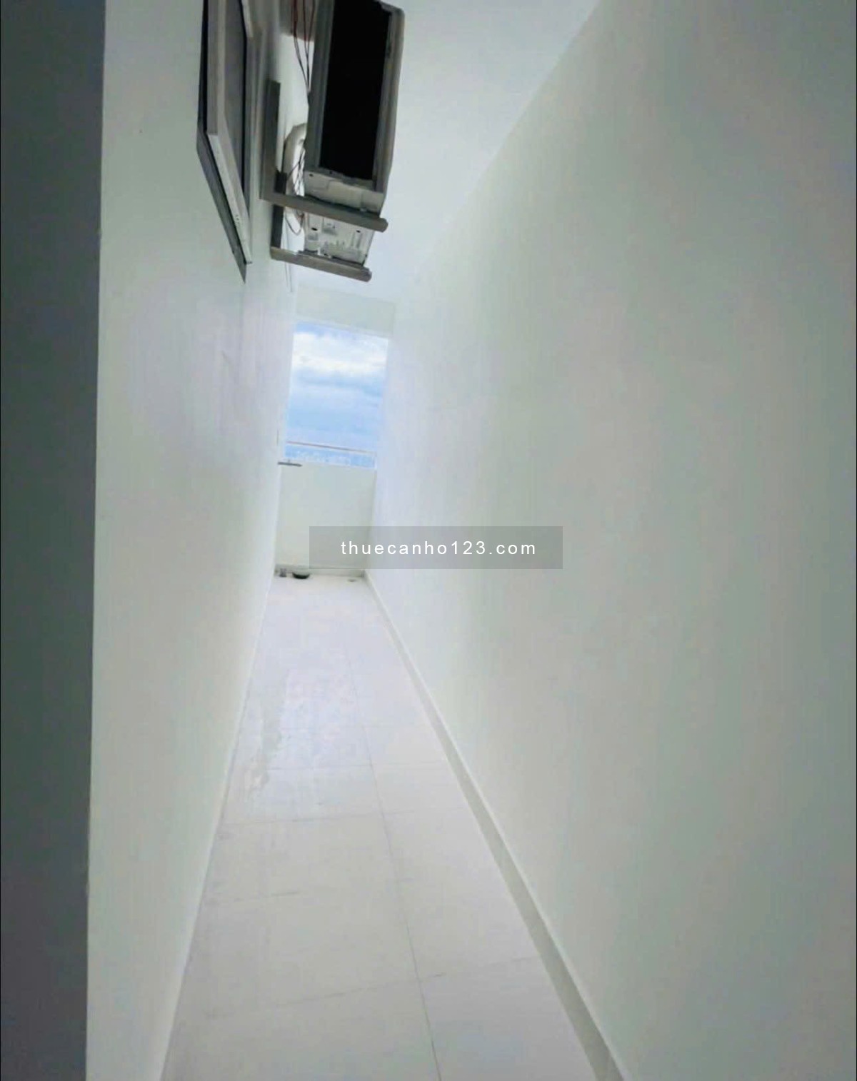 Chính chủ cho thuê căn hộ 68m2, Topaz Elite 2PN, 2WC, cạnh TTTM PARC MALL, nhà trống có rèm - Ảnh 3
