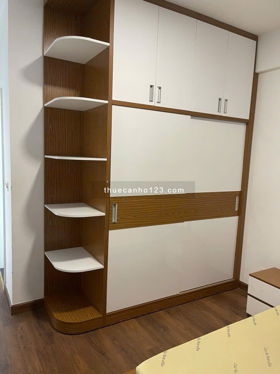 Chung cư Satra, Phan Đăng Lưu, PN: 90m2, 2p ngủ, nhà mới, 16triệu - Ảnh 3