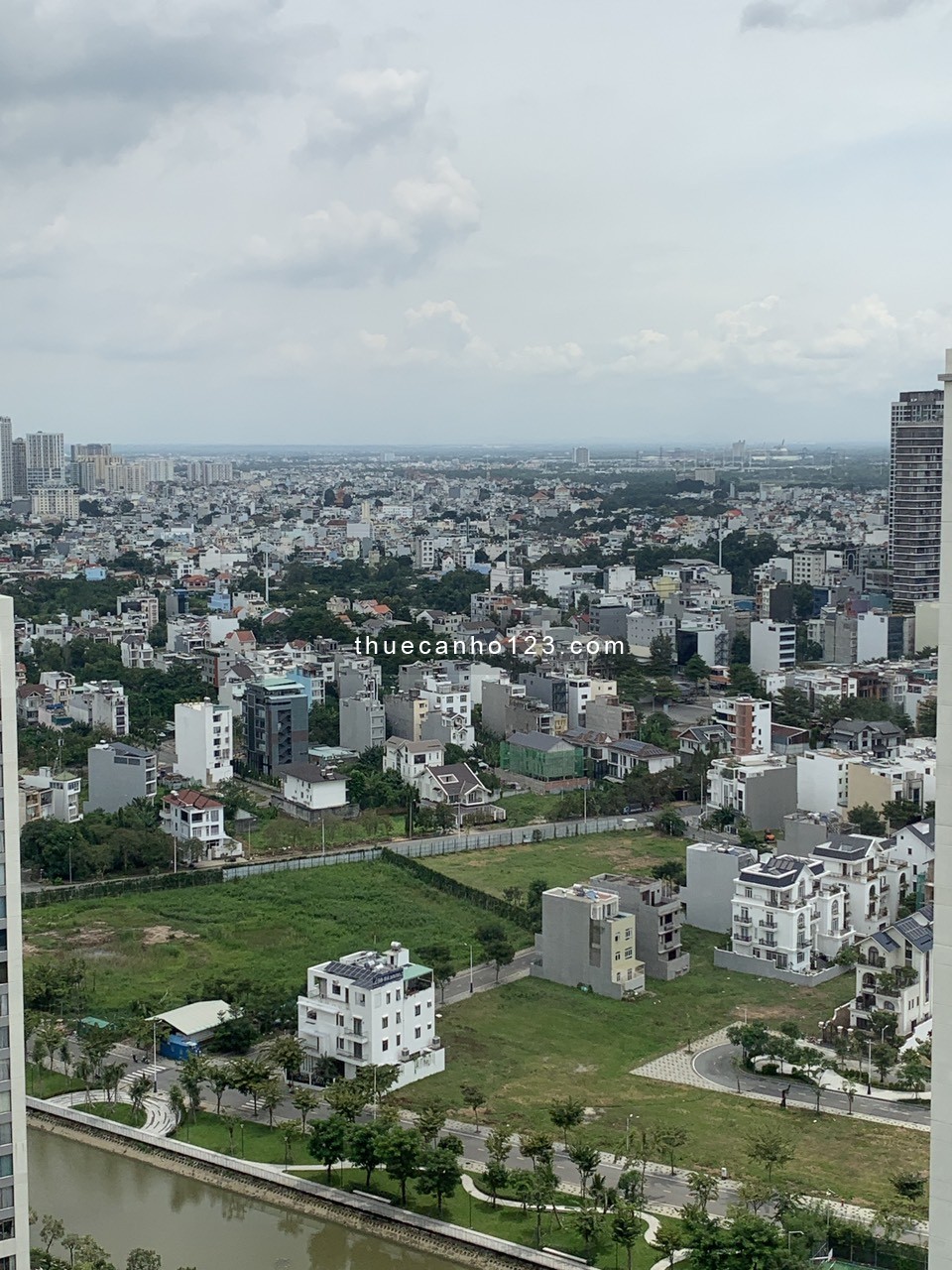 Cho thuê căn hộ 3PN – 2WC Diamond Island – view sông thoáng mát - Ảnh 4