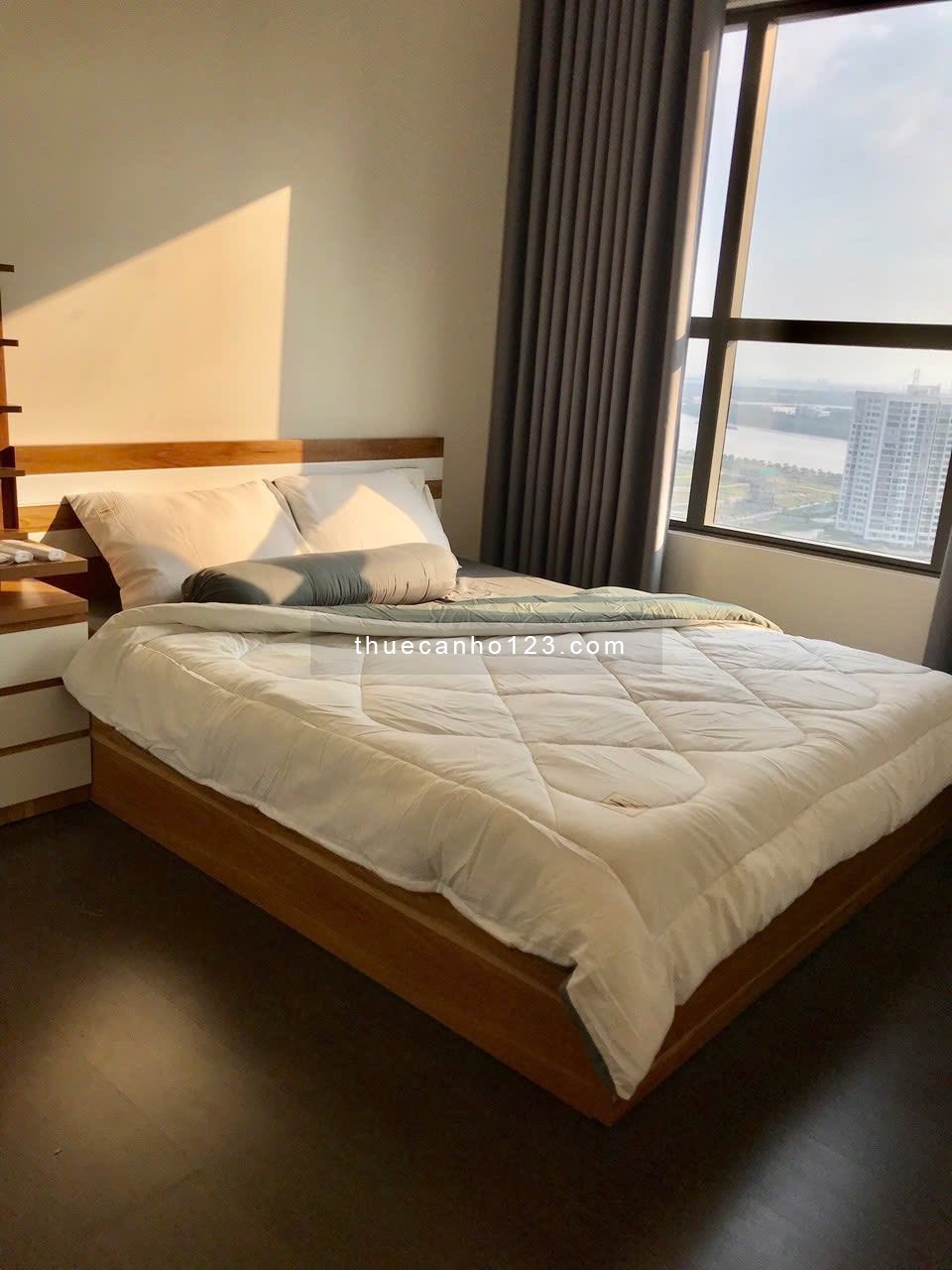 Hot deal - Cho thuê căn 3PN full nội thất - The Sun Avenue Q2 - Ảnh 3
