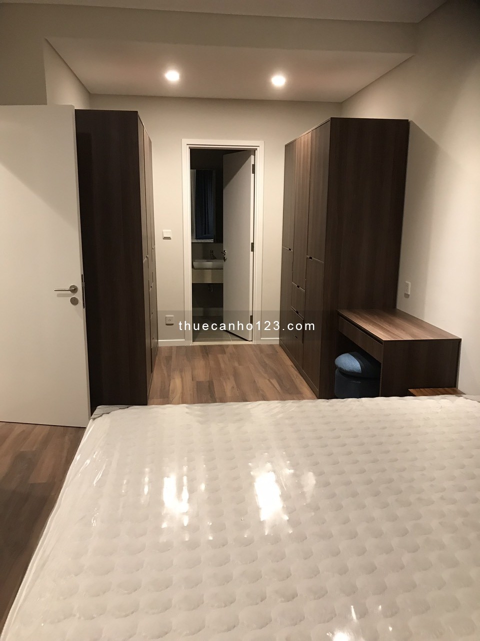 Cho thuê căn hộ 3PN – 2WC Diamond Island – view sông thoáng mát - Ảnh 2