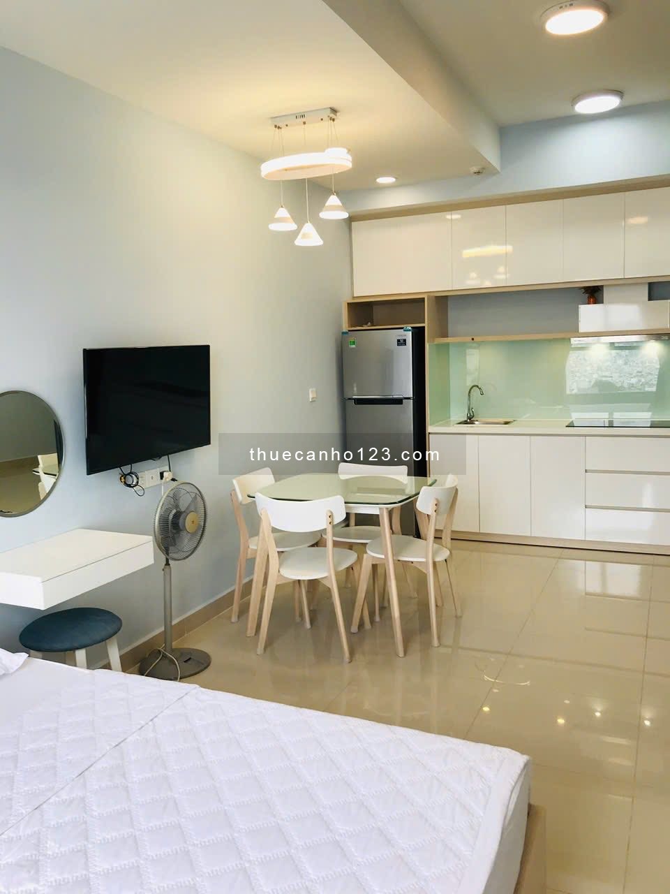 Cho thuê căn hộ studio đủ nội thất, 38m2 tại Sunrise City View Quận 7 - Ảnh 4