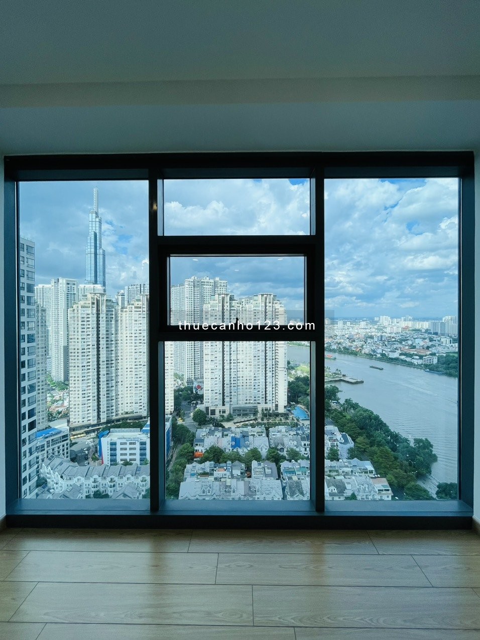Cho thuê căn hộ cao cấp Sunwah Pearl – 2PN + 1 (tầng cao) - Ảnh 4