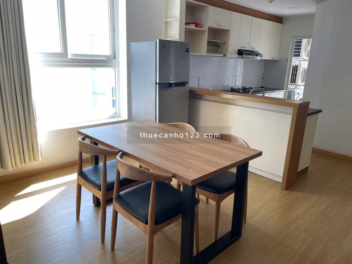 Chung cư 590 đường CMT8 căn hộ 2p ngủ,sẵn nội thất giá 11tr/th - Ảnh 4