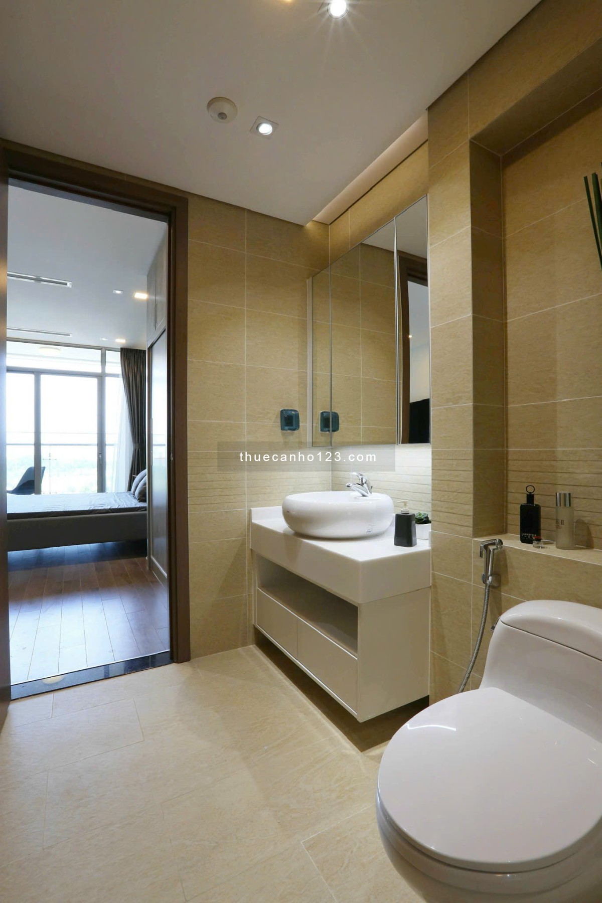 Cho thuê căn hộ Vinhomes Central Park – Park 6A - 4PN3WC - Full nội thất cao cấp - Ảnh 9