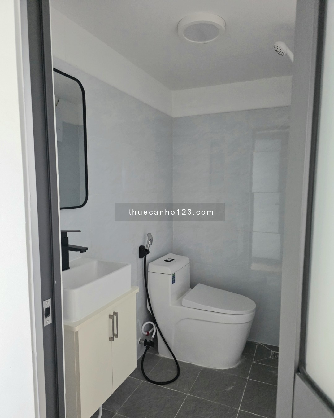 Cho thuê phòng đầy đủ tiện nghi, nội thất mới 99%. An ninh cửa khóa vân tay và cửa cuốn. - Ảnh 13