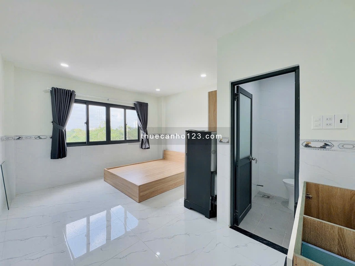 Thuê ngay Căn hộ dịch vụ 35m2 ngay Nguyễn Xí xác bên Phạm Văn Đồng thuận tiện qua Gò Vấp,sân bay - Ảnh 1