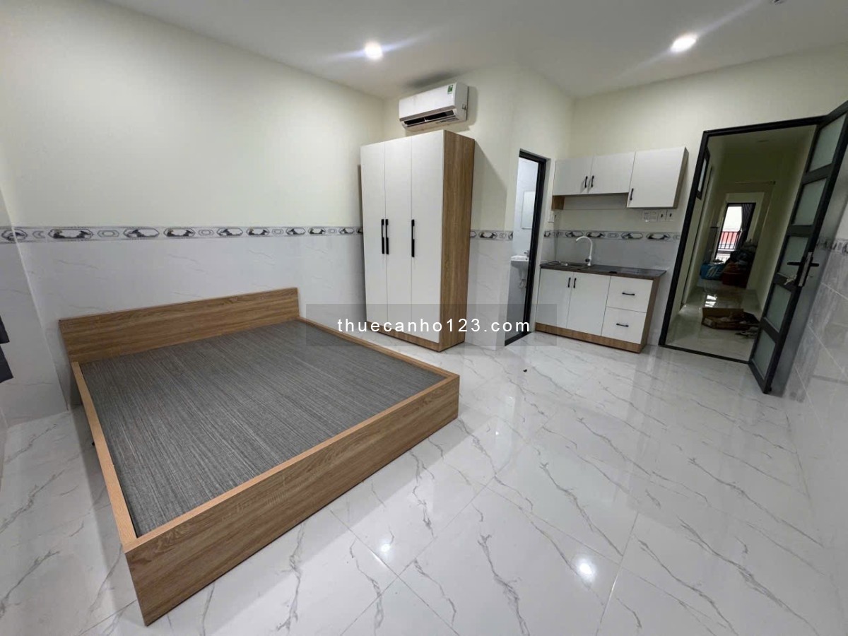 Thuê ngay Căn hộ dịch vụ 35m2 ngay Nguyễn Xí xác bên Phạm Văn Đồng thuận tiện qua Gò Vấp,sân bay - Ảnh 2