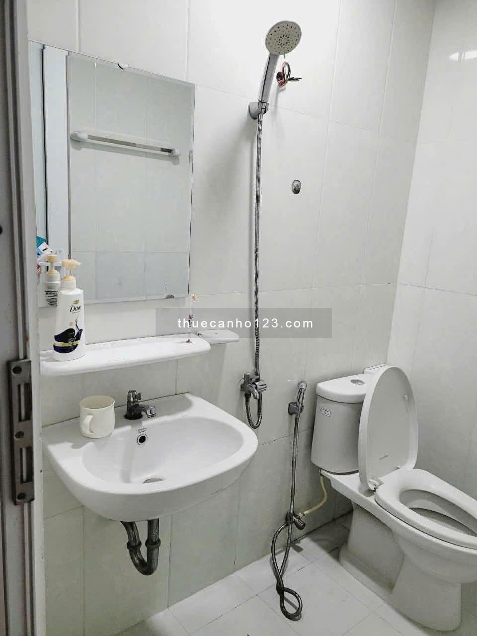Căn 88m2 có 3p ngủ, 2wc, nội thất C/c Phan Xích Long giá 14tr5/th - Ảnh 1