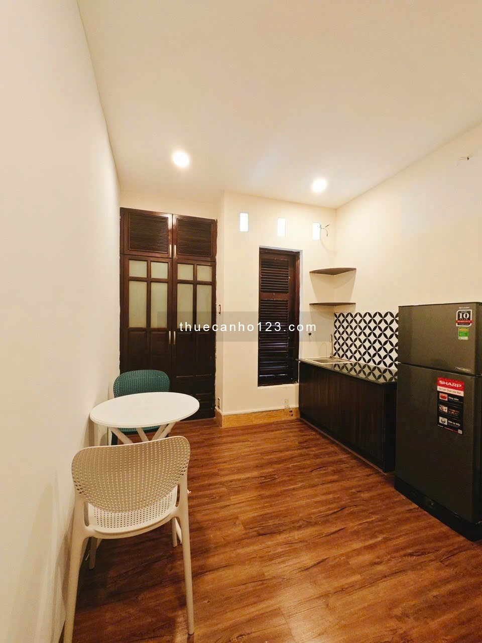 Cho thuê căn hộ Studio cửa sổ Q4 gần ĐH Luật, ĐH Nguyễn Tất Thành, cầu Khánh Hội, cầu Tân Thuận - Ảnh 3