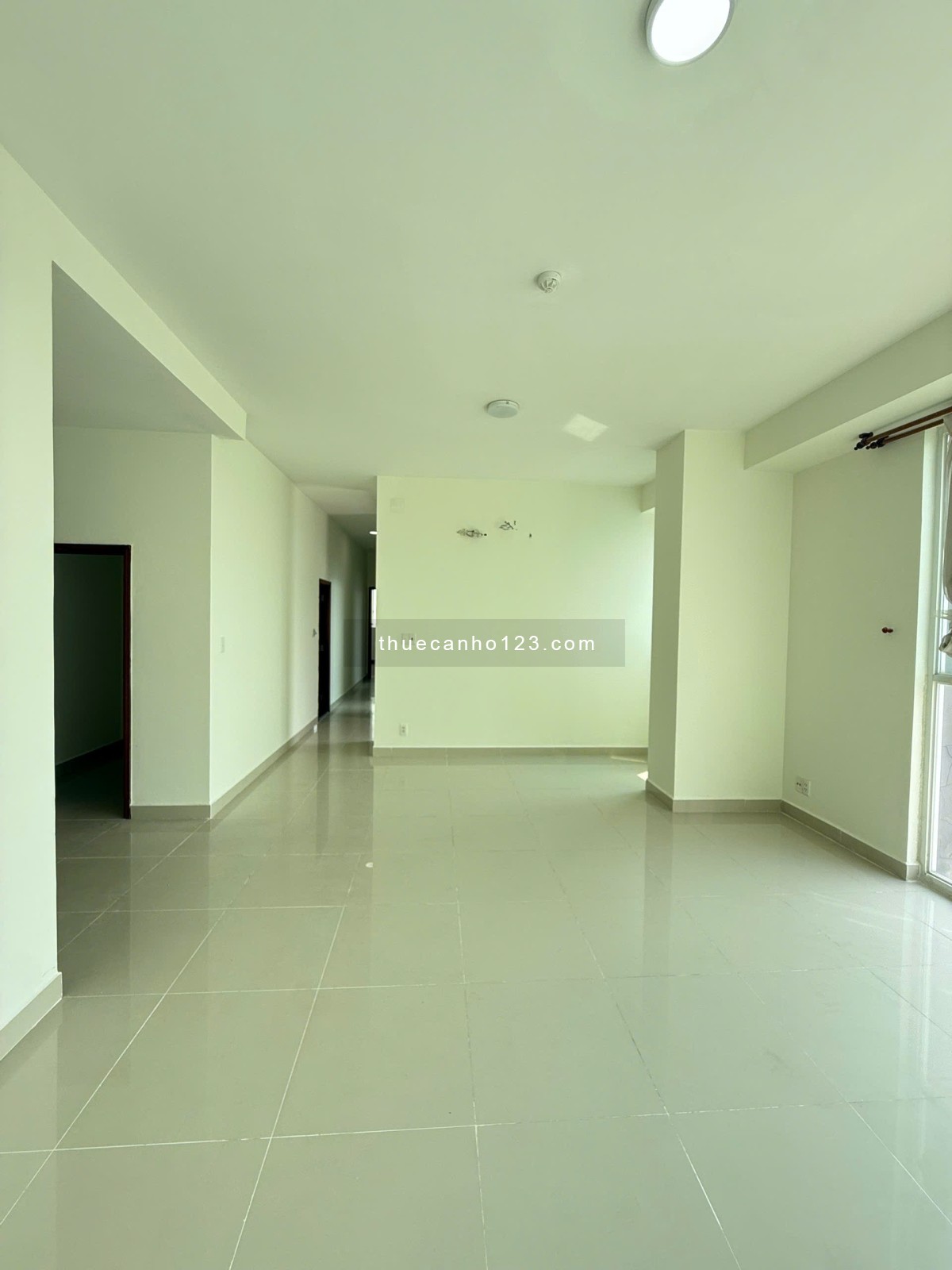 Cho thuê BELLEZA 3pn 2wc 100m2 view sông, Giá thuê: 10 triệu. LH: 090 6600 593 - Ảnh 2