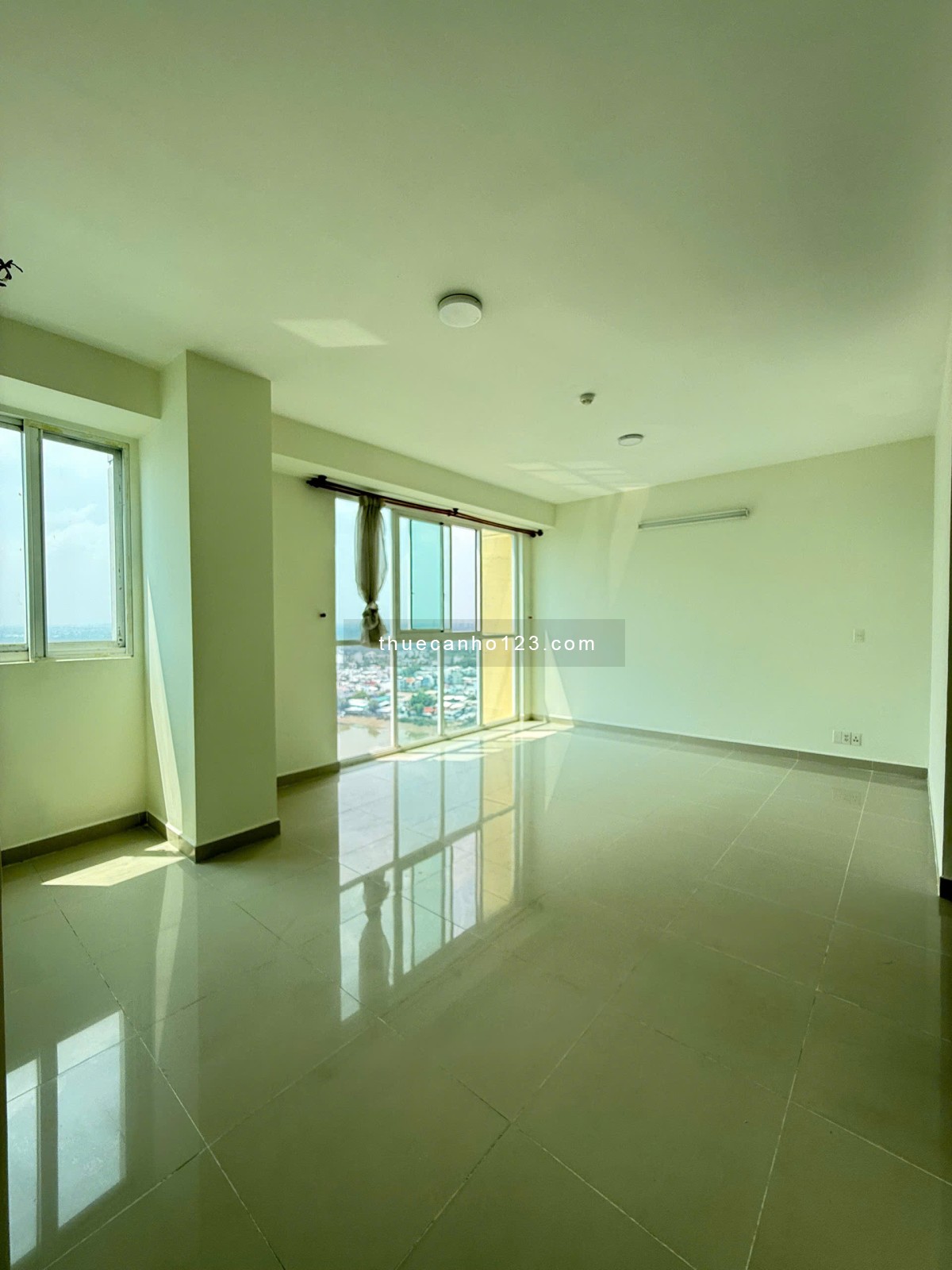 Cho thuê BELLEZA 3pn 2wc 100m2 view sông, Giá thuê: 10 triệu. LH: 090 6600 593 - Ảnh 7