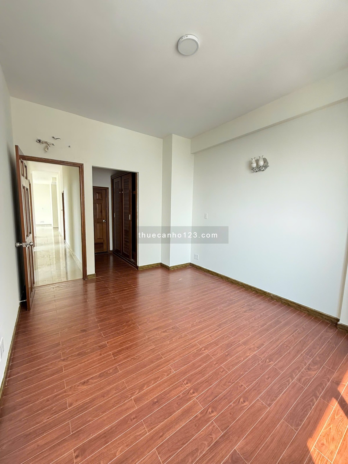 Cho thuê BELLEZA 3pn 2wc 100m2 view sông, Giá thuê: 10 triệu. LH: 090 6600 593 - Ảnh 13