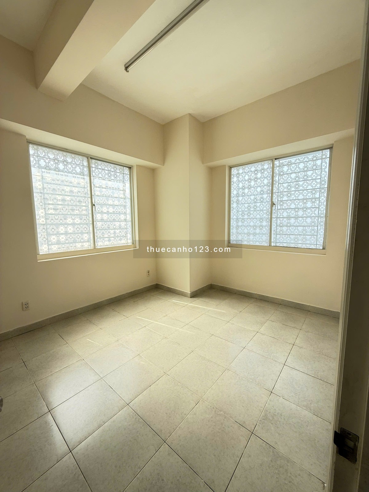 Cho thuê 2pn 95m2 PHÚ MỸ THUẬN, tầng cao, view thoáng. Giá thuê: 6 triệu. LH: 090 6600 593 (Thu) - Ảnh 7
