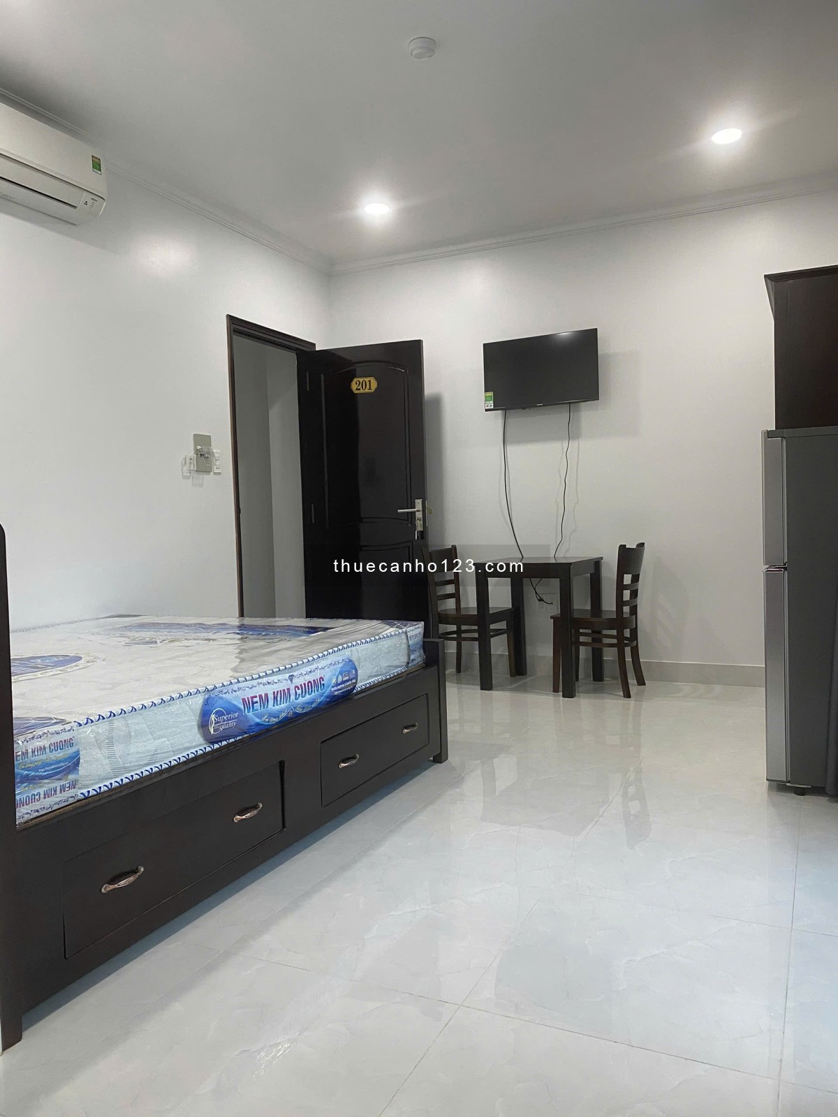 Cho thuê căn hộ full nội thất ngay trung tâm q4, gần q1, cầu kênh tẻ, cầu khánh hội, NTTU, ĐH Luật - Ảnh 8