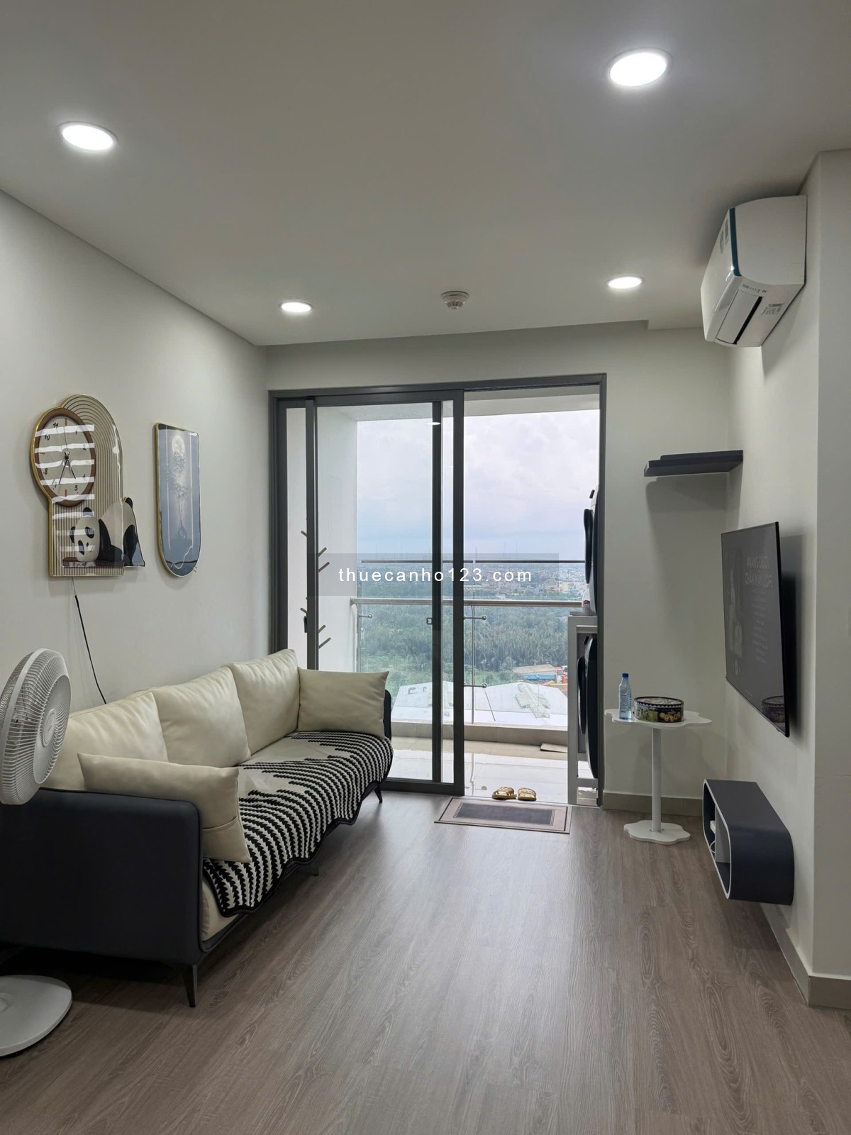 River Panorama rẻ nhất thị trường cho thuê gấp căn hộ 2PN1WC, full nội thất, tầng cap đẹp - Ảnh 1