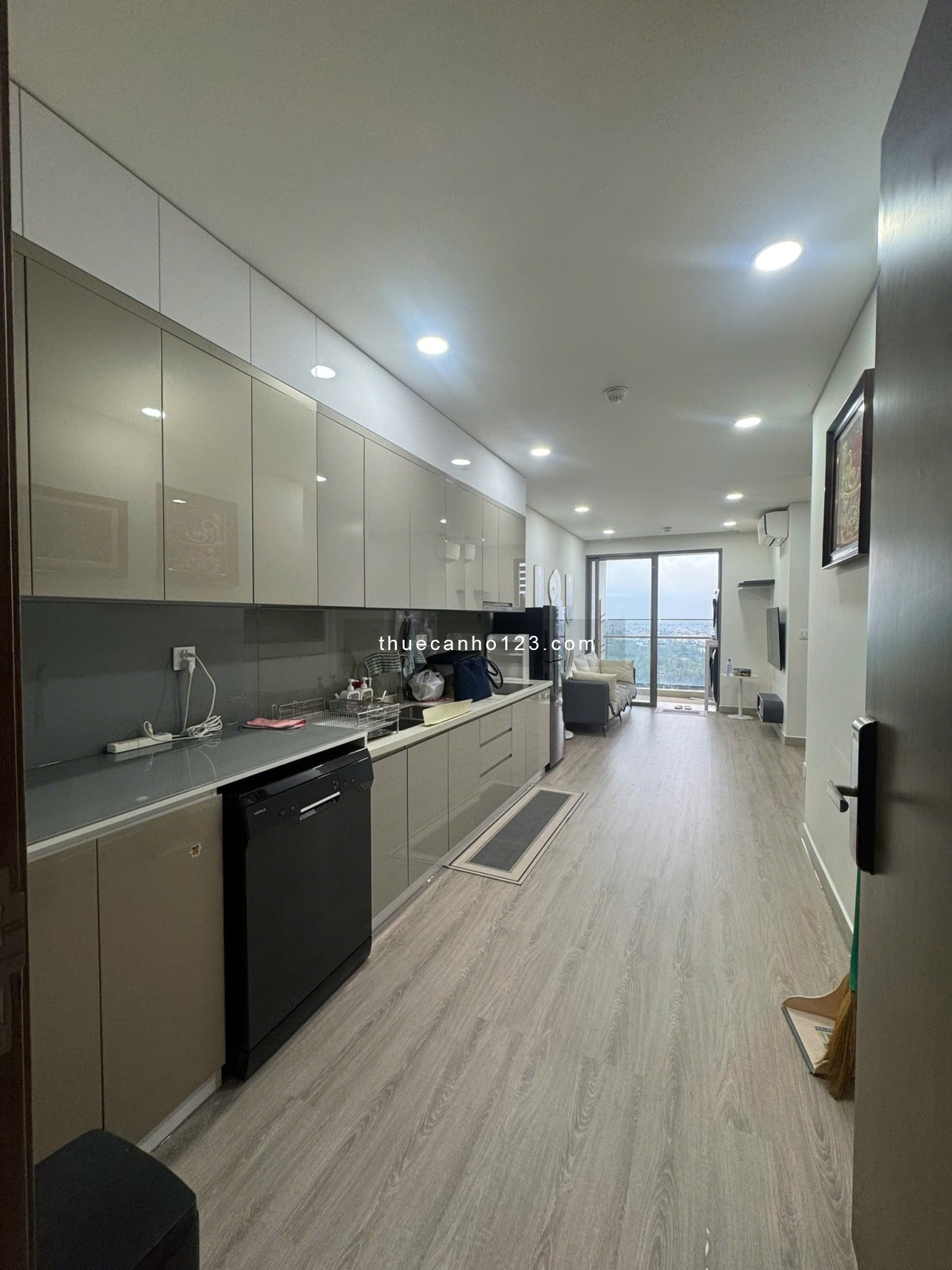 River Panorama rẻ nhất thị trường cho thuê gấp căn hộ 2PN1WC, full nội thất, tầng cap đẹp - Ảnh 2