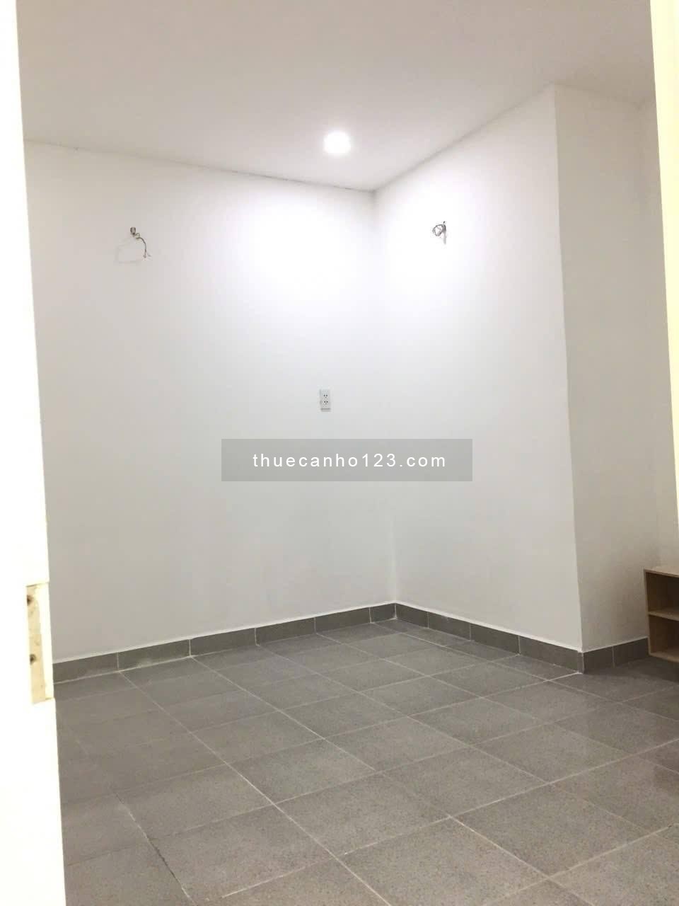 Bàu Cát 2 -Block M cho thuê căn 2p ngủ giá 10,5tr/th - Ảnh 2
