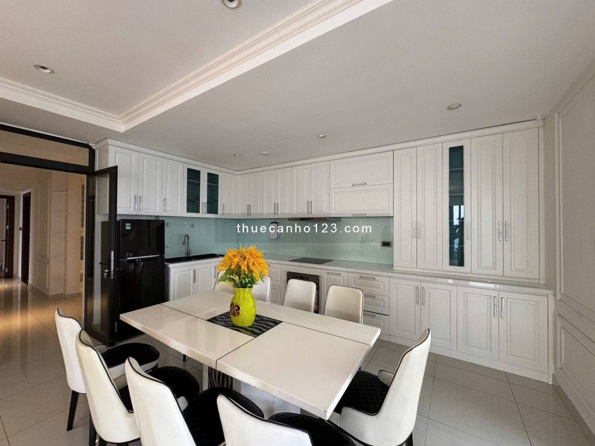 Căn VIP, 3PN 178m2 ôm trọn view pháo hoa - SAIGON ROYAL Q4 - Ảnh 1