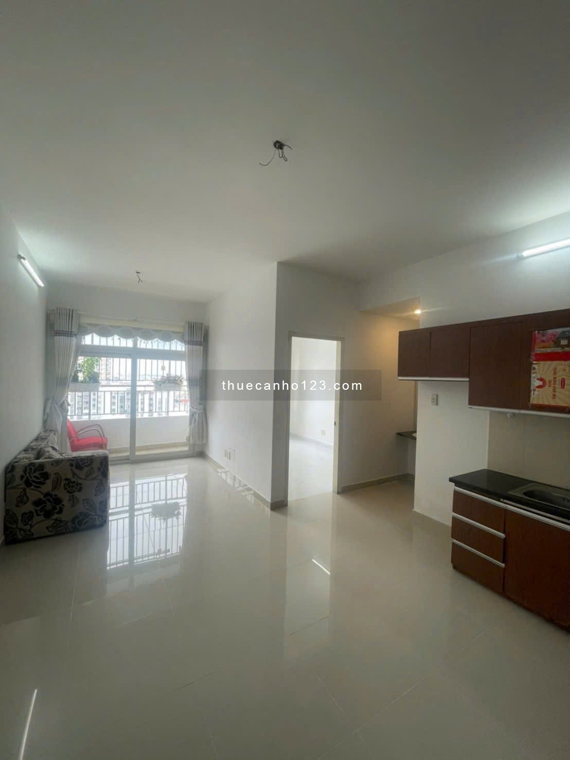 Chung cư Bàu Cát, 70m2, Bancong, NTCB, Giá 10tr5/th, Nhà sạch sẽ, 70m2. - Ảnh 1