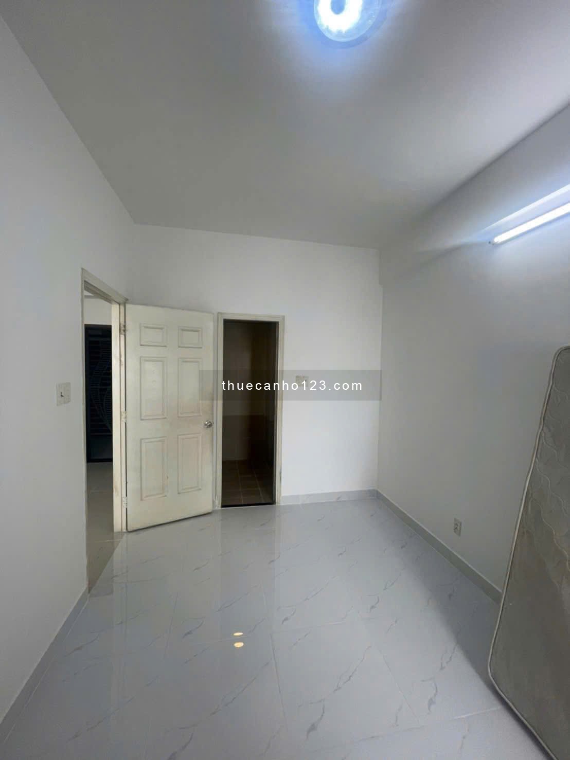 Chung cư Bàu Cát, 70m2, Bancong, NTCB, Giá 10tr5/th, Nhà sạch sẽ, 70m2. - Ảnh 5