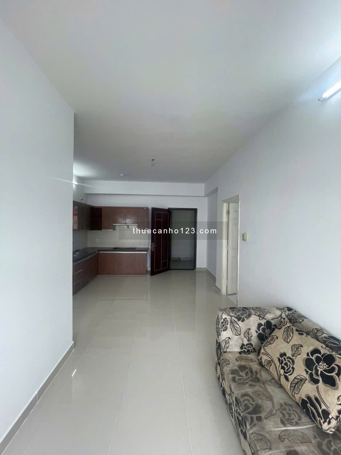 Chung cư Bàu Cát, 70m2, Bancong, NTCB, Giá 10tr5/th, Nhà sạch sẽ, 70m2. - Ảnh 6
