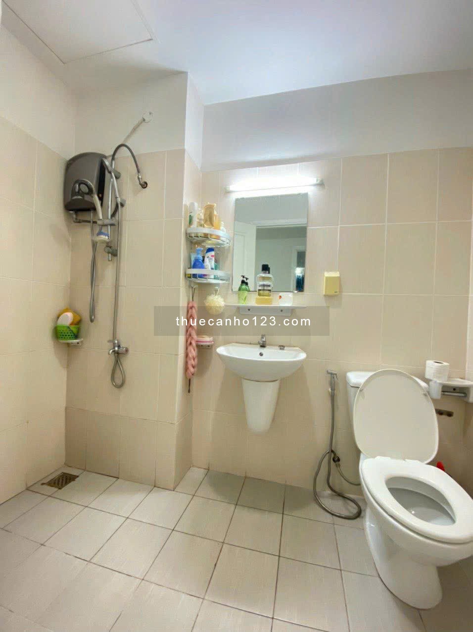 Chung cư Topaz Home, Phan Văn Hớn, q12: 67m2, 2PN, 2WC, ML, giá 6tr7/th. - Ảnh 2