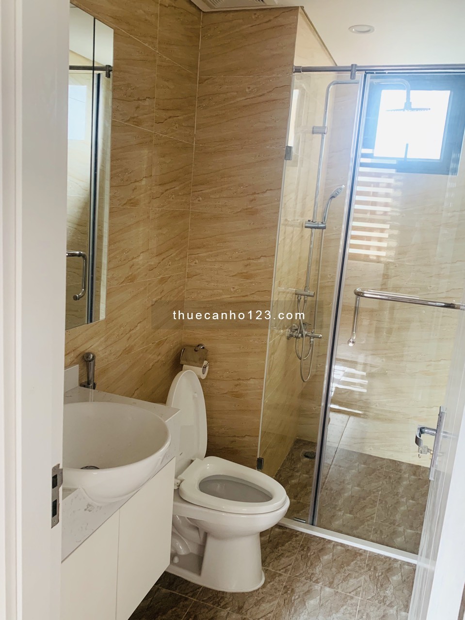 Cho thuê căn hộ 2 ngủ, 55m2 thông thủy, tại Vinhomes Dcapital, 18tr/th có tl - Ảnh 4