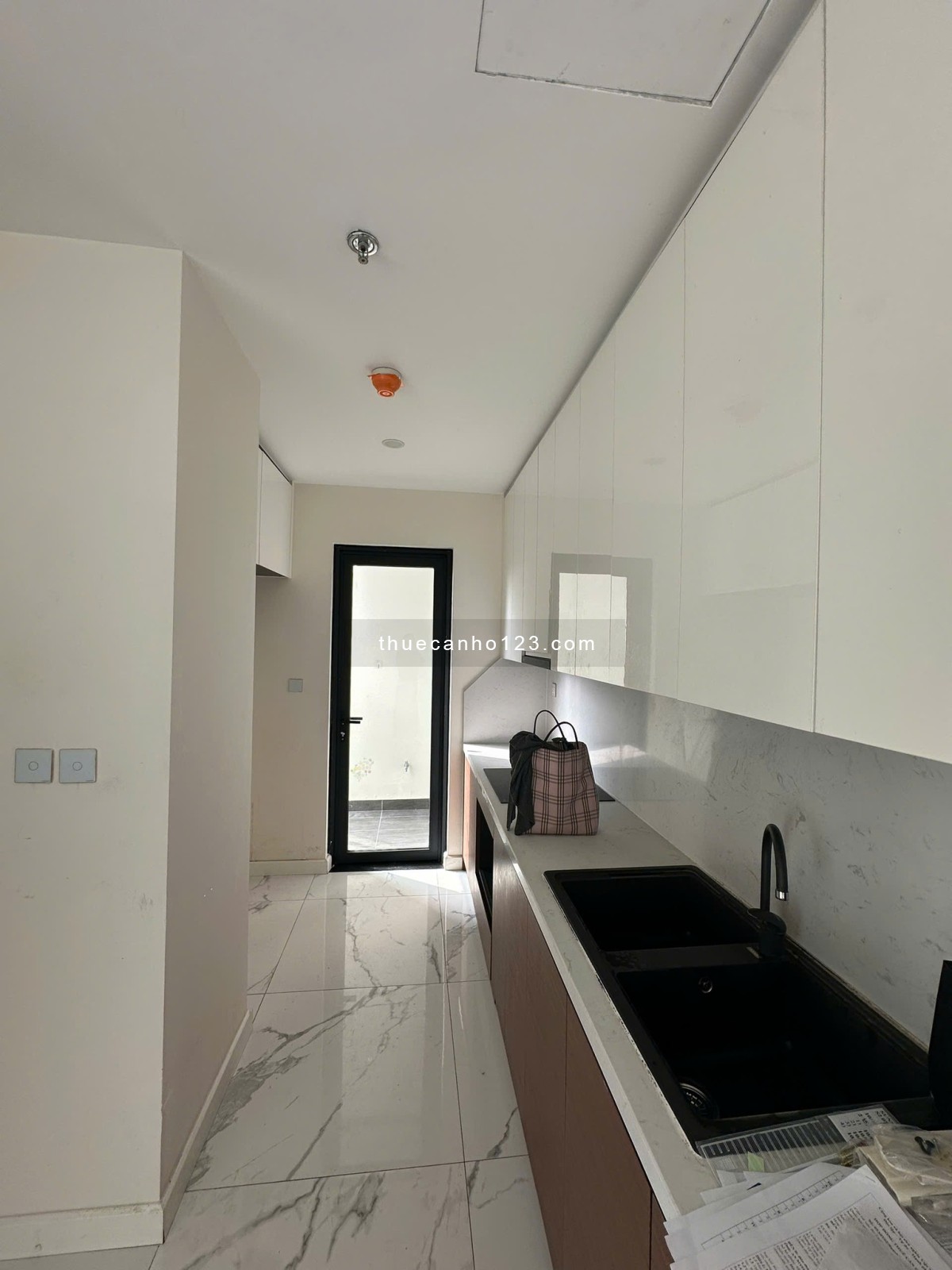 Cho thuê 3PN 98m² Sunshine City, 18tr/tháng - Ảnh 2