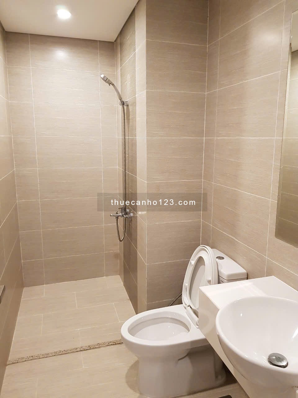 Chính chủ cho thuê căn hộ 1 PN+ khu rainbow Vinhomes Grand Park – Quận 9 - Ảnh 5