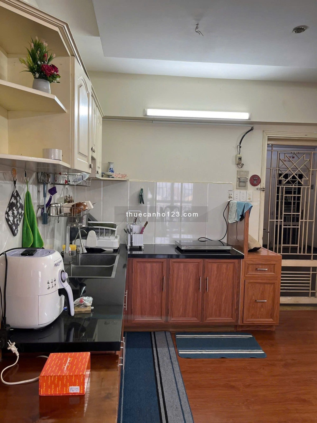 Chung cư Mỹ Phước, 80m2, Lầu trung, 2PN, 2WC, Bùi Hữu Nghĩa. 12tr5/th. - Ảnh 2