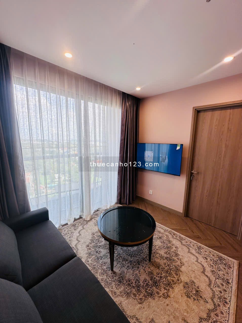 Cho thuê căn hộ 2PN2WC full nội thất 10tr | BS Vinhomes Q9 - Ảnh 2