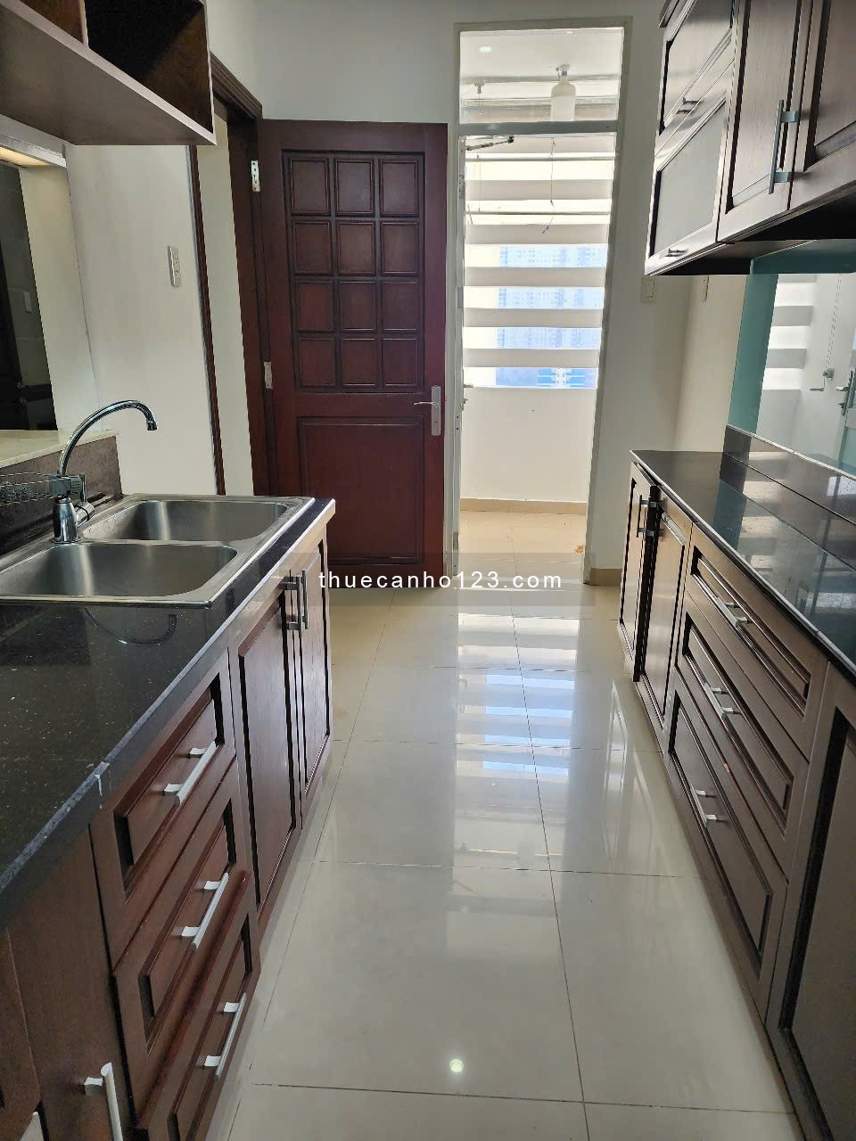 Cho thuê căn hộ Him Lam Riverside Quận 7, 103m, 2pn, nội thất cơ bản, giá 15 triệu, LH: 0917 492 608 - Ảnh 4