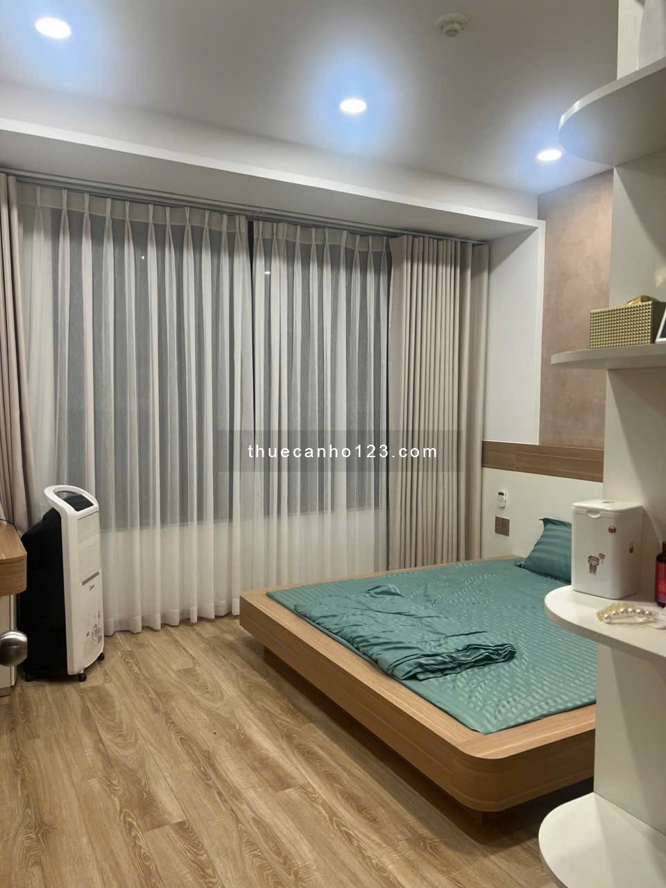 Cho thuê căn hộ The Tresor Q4 - 2PN xinh xắn, giá chỉ 19 triệu/tháng - Ảnh 4