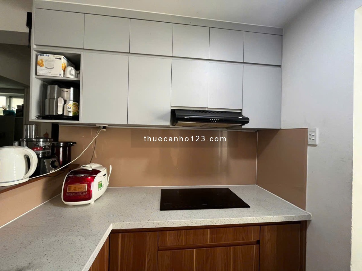 Chung cư 08 Bà Huyện Thanh Quan, Q3: 80m2, 2p ngủ, có nội thất, 11tr/th - Ảnh 3