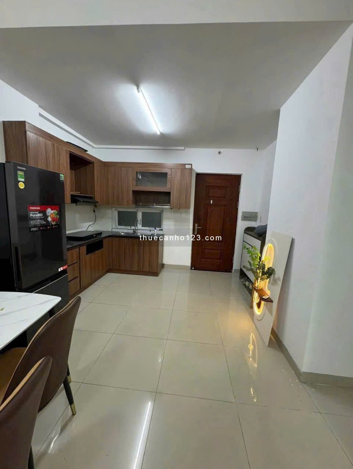 Chung cư 08 Bà Huyện Thanh Quan, Q3: 80m2, 2p ngủ, Nhà đep, 11tr5/th - Ảnh 4
