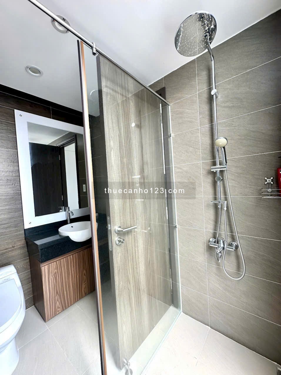 Cho thuê Xi Grand Court, DT 21tr/th 2PN + 2WC. - Ảnh 5