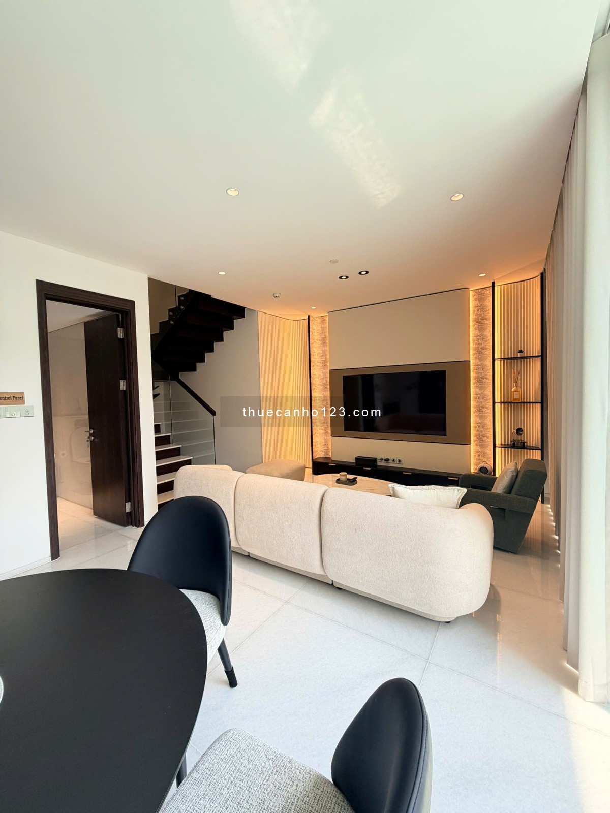 Cho thuê căn hộ cao cấp Serenity Sky Villas – Quận 3• 123m2 - 2PN – 3WC – không gian sống chuẩn - Ảnh 3