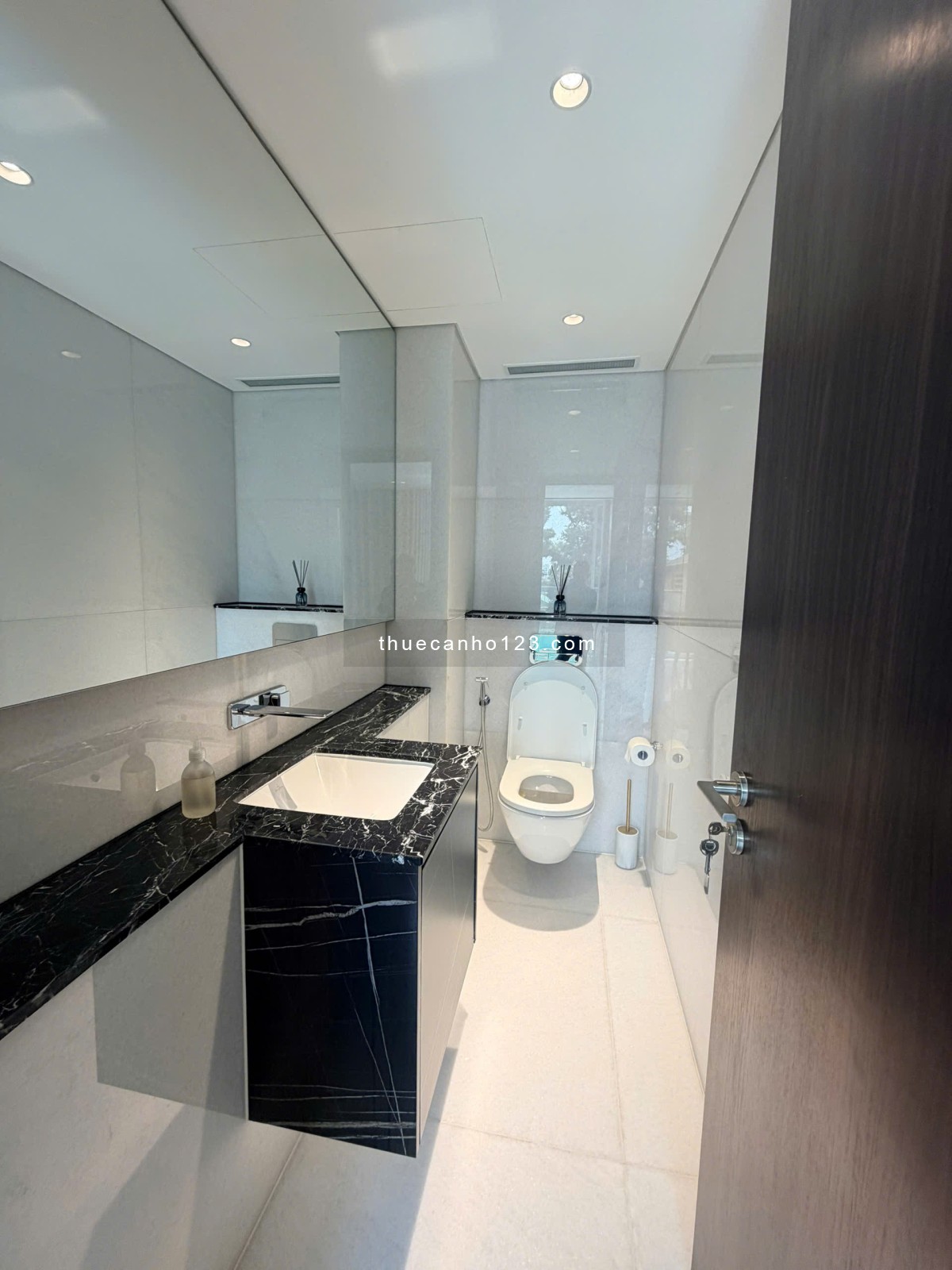 Cho thuê căn hộ cao cấp Serenity Sky Villas – Quận 3• 123m2 - 2PN – 3WC – không gian sống chuẩn - Ảnh 6