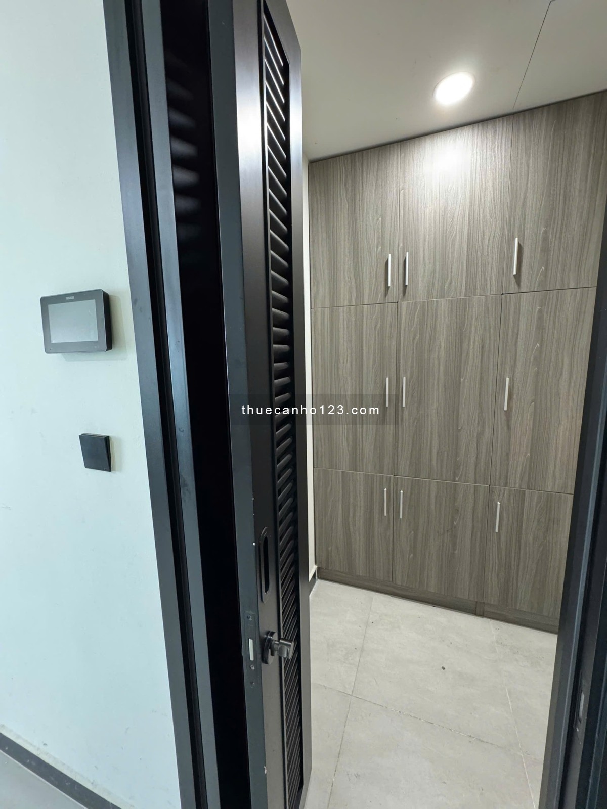 Chính chủ cần cho thuê 2PN2WC, 82m², Full nội thất, Lầu 4 DELASOL - Ảnh 8