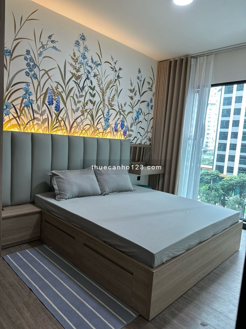 Cho thuê căn 2PN lô A chung cư Delasol, quận 4. - Ảnh 4